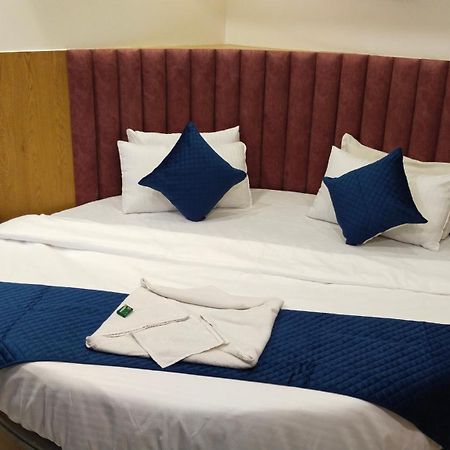 Hotel Campus Ahmedabad Luaran gambar