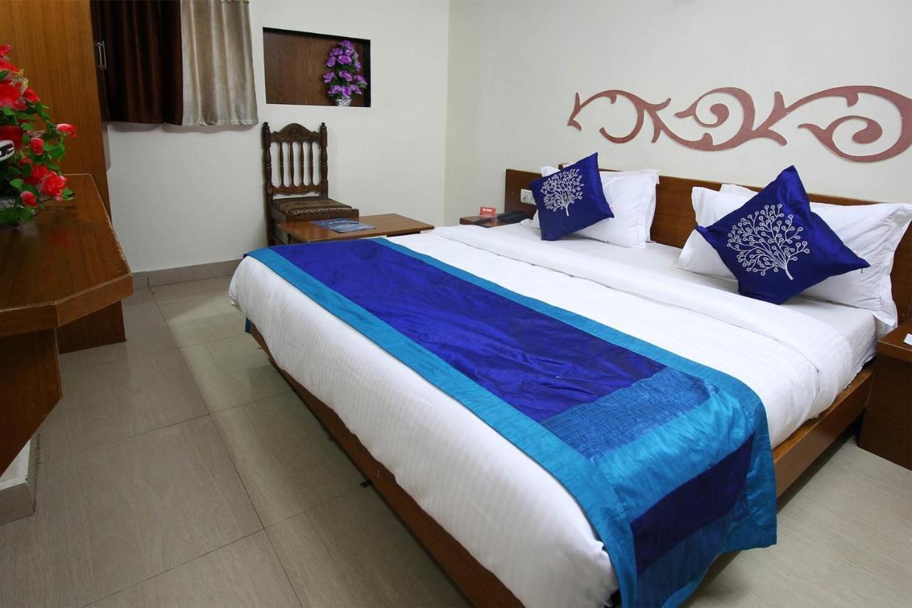 Hotel Campus Ahmedabad Luaran gambar